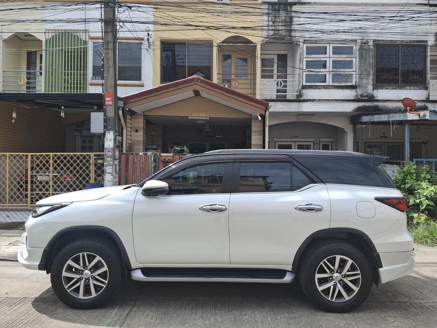 ขายบ้านรถฟอจูนเนอร์ปี2018 2.4V สีขาว มือเดียวเข้าศูนย์ตลอด เลขไมล์ 107845km 3