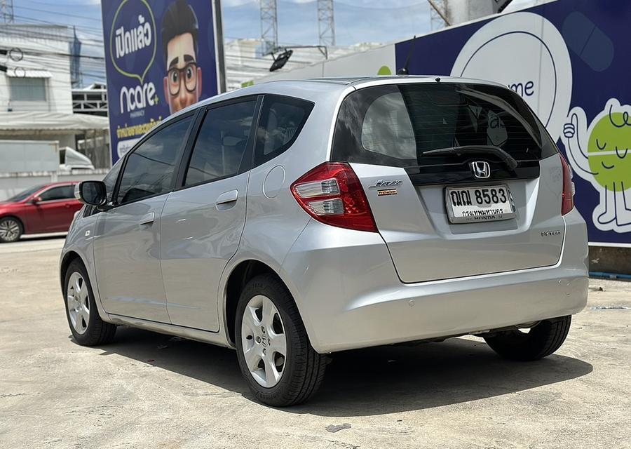 Honda Jazz 1.5 V /AT ปี 2008  8