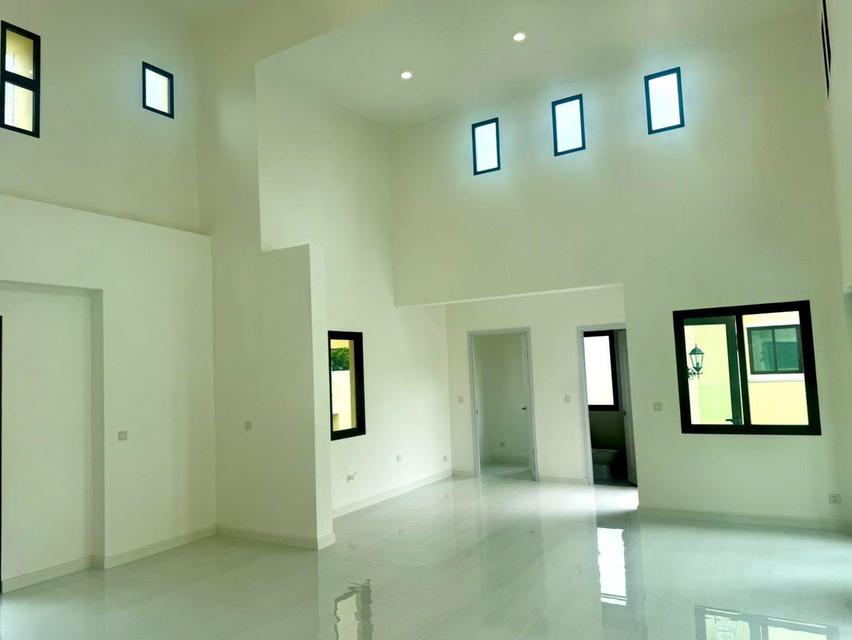 Nusa Chivani Pattaya 8.9 M 20
