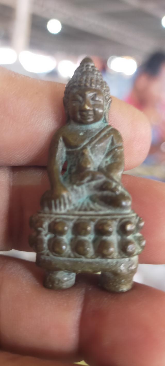 พระเครื่องพระชัยวัตน์สองเดือย