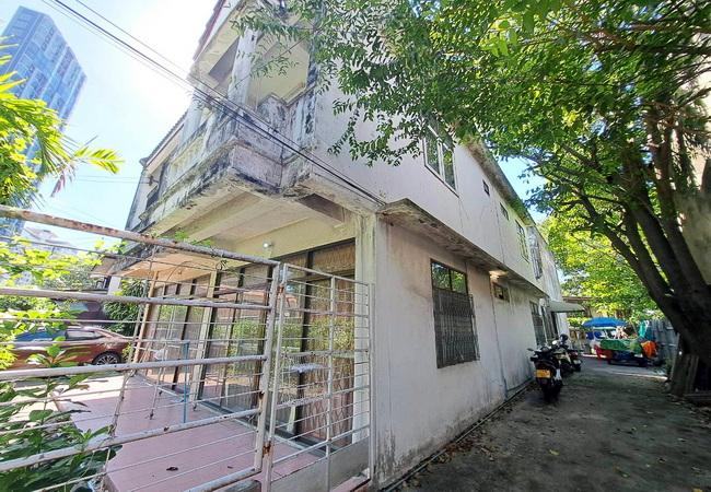 ขายที่ดิน ซอยสุขุมวิท 46 คลองเตย กรุงเทพมหานคร เนื้อที่ 208 ตร.ว. พร้อมสิ่งปลูกสร้าง 6