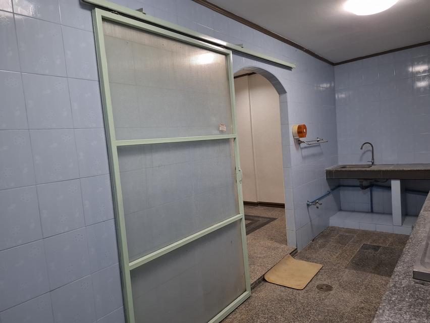 ขายทาวน์เฮ้าส์ 3 ชั้น 2 หลังทะลุกันหมู่บ้านสินทวีสวนธน 1 12