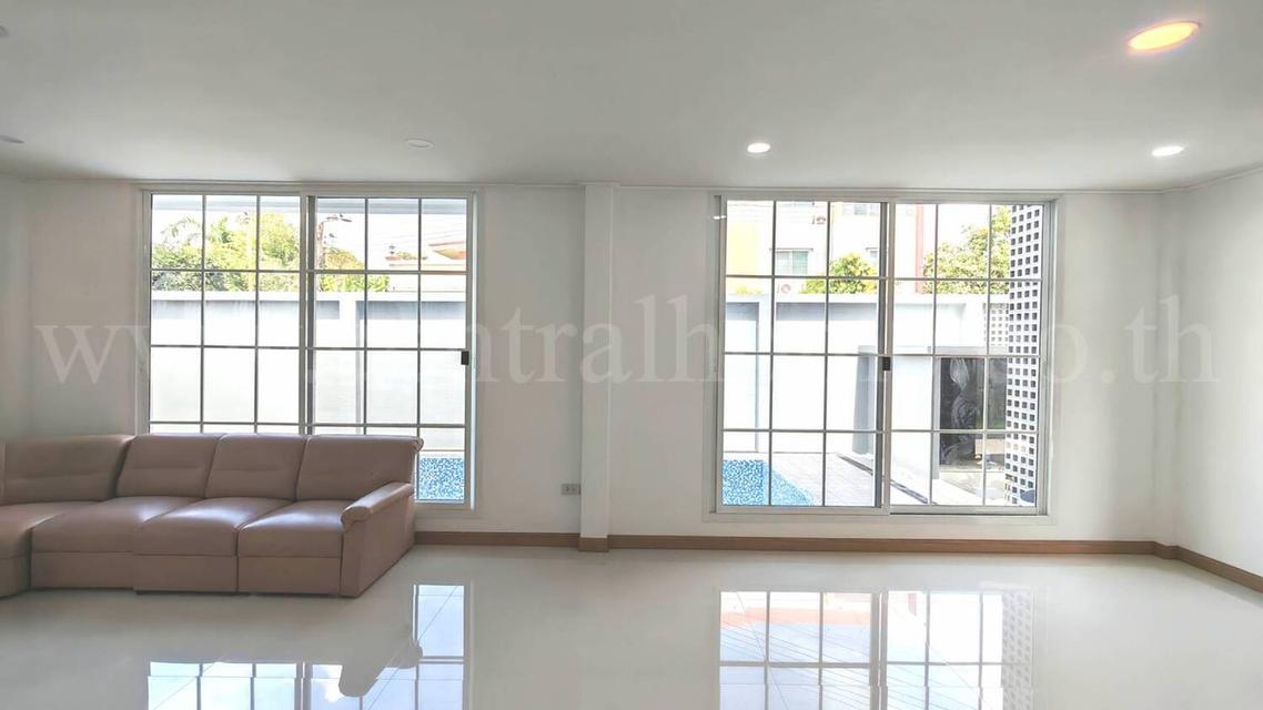 บ้านเดี่ยว กรีนเลค บางนา - ตราด หลังมุม รีโนเวทใหม่ 13