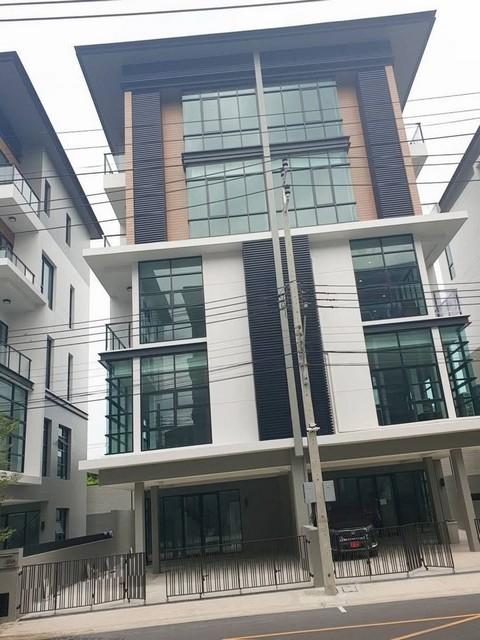 ให้เช่าโฮมออฟฟิต ขนาดใหญ่ 5 ชั้น พร้อมลิฟท์ 480 ตรม. พรีเมี่ยมเพลส เกษตรนวมินทร์ สุคนธสวัสดิ์ เกษตรนวมินทร์ เลียบด่วน 8