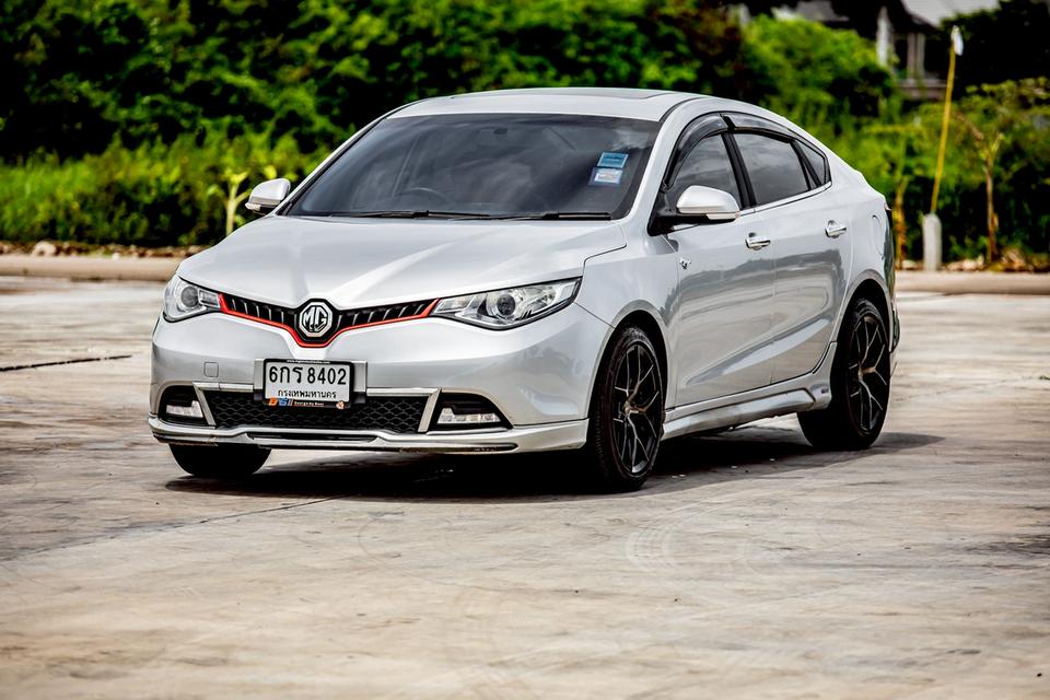 MG 5 1.5 Sunloof TURBO ปี 2017 สีเทา เกียร์ Auto 