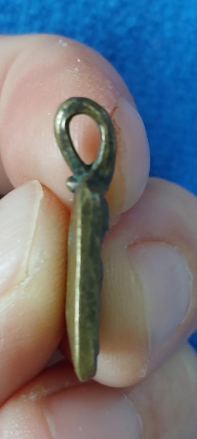 หลวงพ่อเงิน พิมพ์จอบเล็กพิจิตร รูปที่ 3