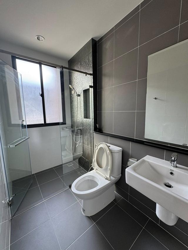 ปล่อยเช่าทาวน์โฮม 3 ชั้น  บ้านกลางเมือง พระราม 9 กรุงเทพกรีฑา 11