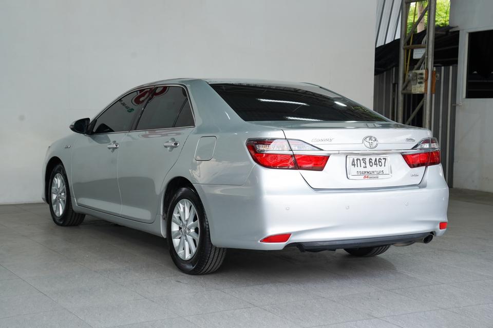 TOYOTA CAMRY 2.0 G AT ปี 2015 สีเทา 3