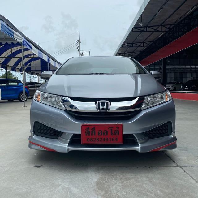 Honda City 1.5V I-Vtec 2016 4