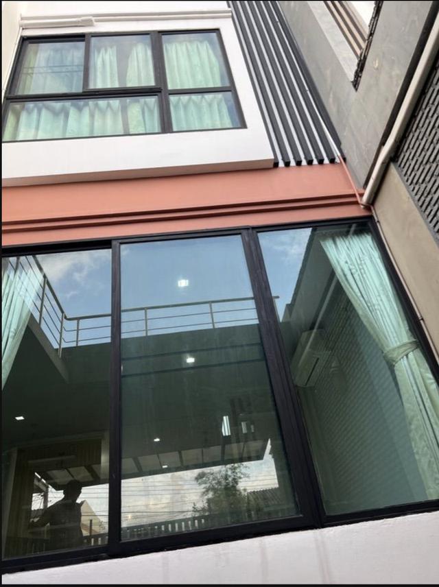 บ้านทาวน์โฮม 3 ชั้น สวยสไตล์ลอฟ ทำเลดอนเมือง ติดถนนวิภาวดี ราคาไม่แพง 15