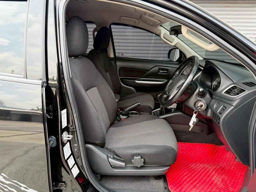 MITSUBISHI TRITON 2.4GT PLUS BOUBLE CAB 2021 สีดำ เกียร์ธรรมดา ดีเซล มือเดียวป้ายแดง 12