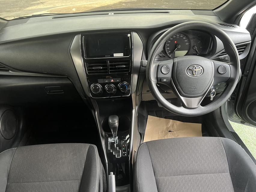 #Toyota YARIS 1.2 Sport  7