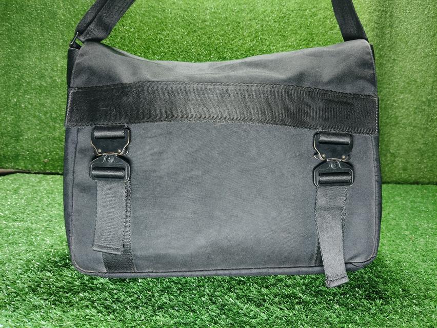 Maison Mained Messenger Bag