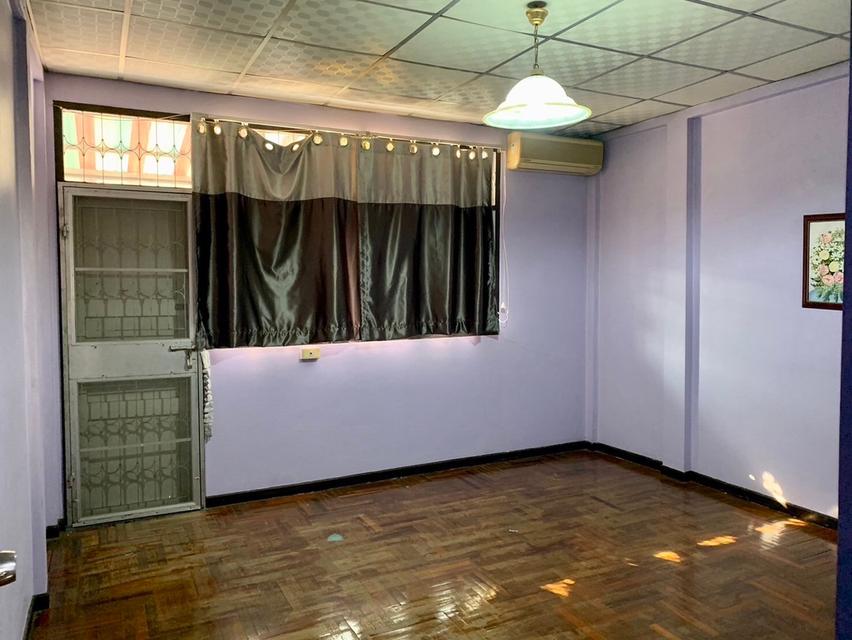 ขายทาวน์เฮ้าส์2ชั้น หมู่บ้านพระปิ่น3 อ.บางใหญ่ ทำเลดี สภาพดี บ้านสวยสะอาด เดินทางสะดวก เจ้าของขายเอง 12