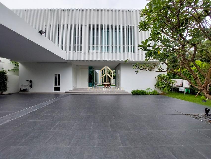 House for sale Vive Bangna Modern style corner house near Mega Bangna  ขายบ้าน วีเว่ บางนา สไตล์ Modern หลังมุม ใกล้ห้างเมกา บางนา  2