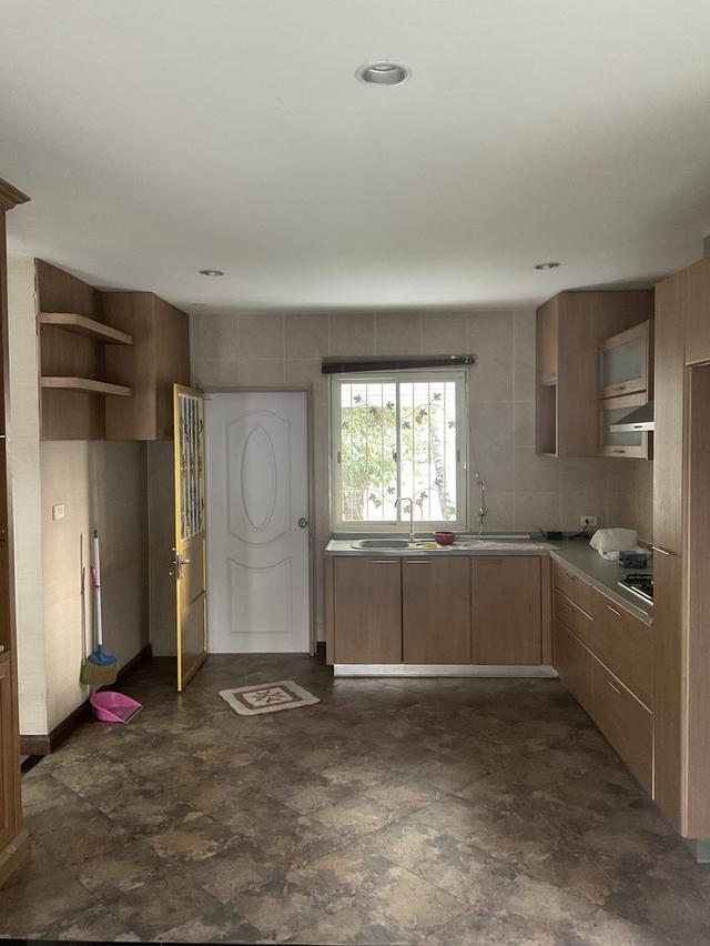 ปล่อยให้เช่าบ้านเดี่ยว พร้อมอยู่ 5