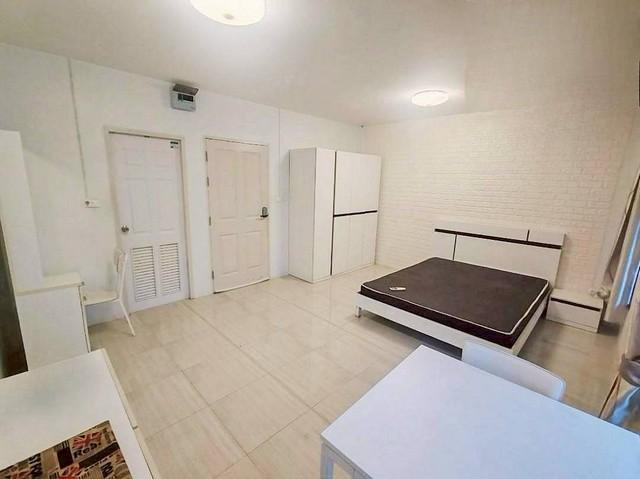 ขายอาคารพาณิชย์ (พร้อมผู้เช่า) ในโครงการดีคอมเพล็กซ์ ศรีราชา-นิคมปิ่นทอง1 ต.หนองขาม อ.ศรีราชา จ.ชลบุรี 6