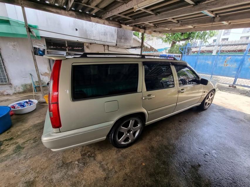 ปล่อย Volvo V70 6