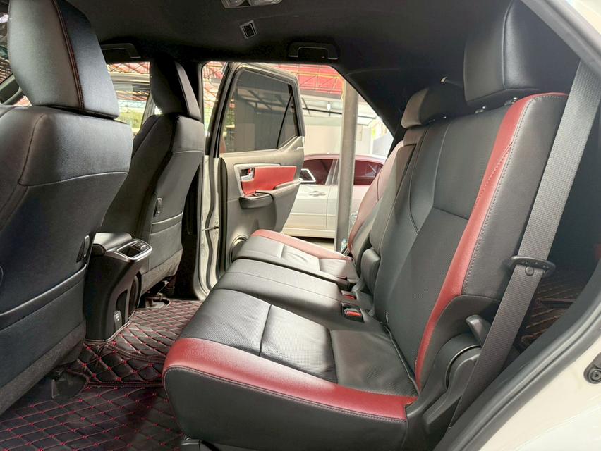 TOYOTA FORTUNER 2.4 Legender 4WD ปี 2023 รูปที่ 17