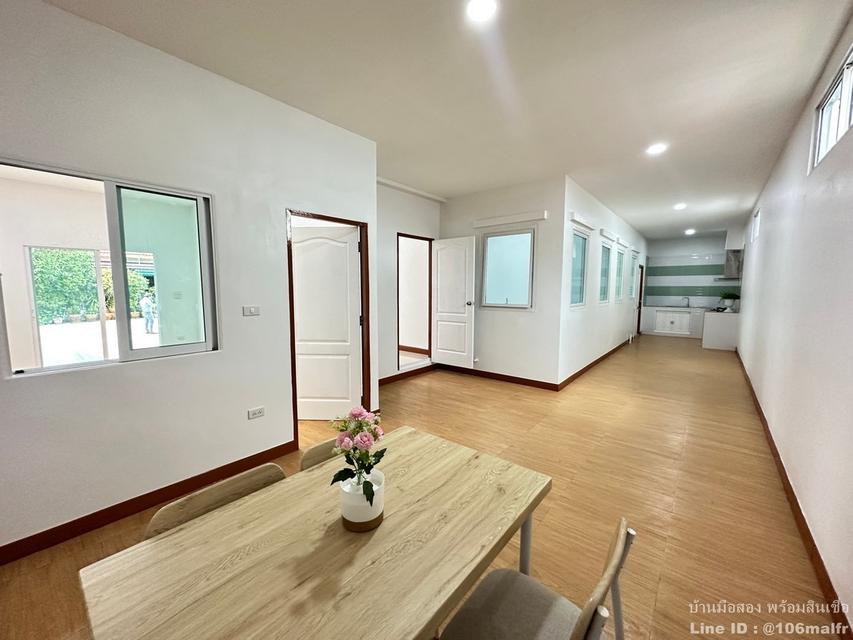 หมู่บ้านเพ็ญศิริ 4 เลียบวารี 11