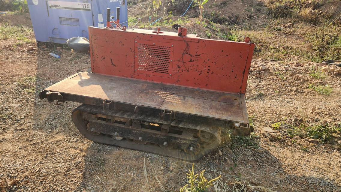 ขาย รถบรรทุกตะขาบ นั่งขับ เครื่องเบนซิน KUBOTA ใช้ขนของในไร่ ในสวน สบายๆ ไม่ติดหล่ม เก่าญี่ปุ่น