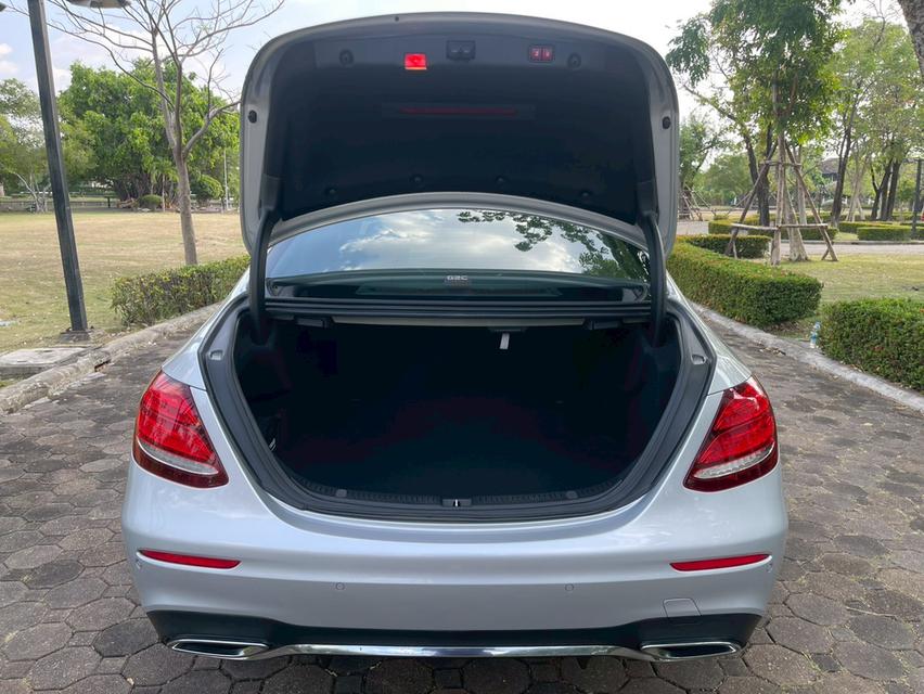2017 Mercedes Benz E220d AMG ( W213 ) รูปที่ 15