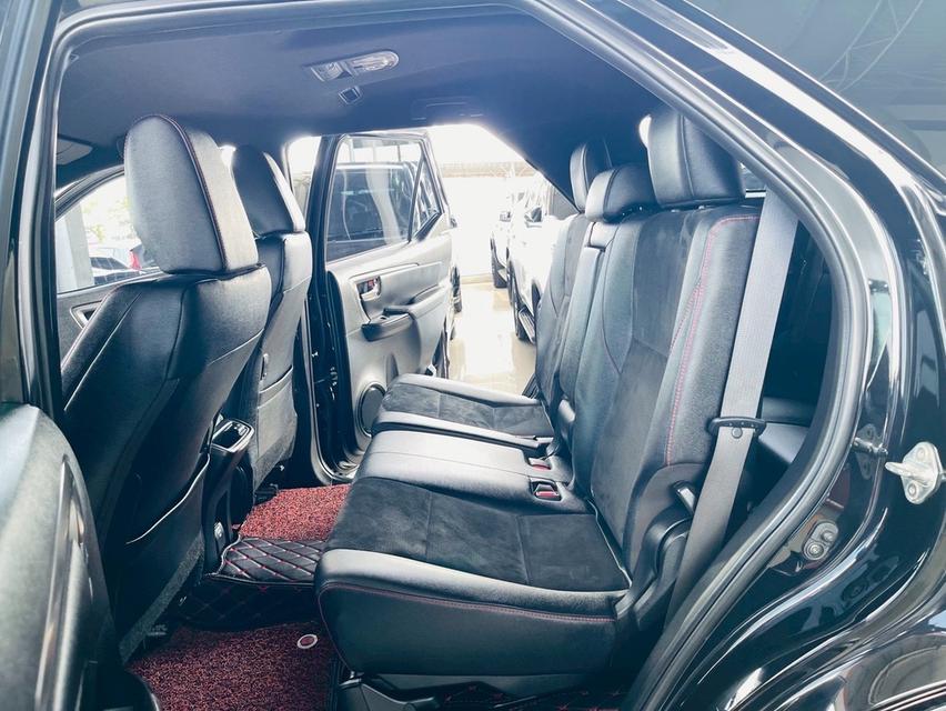 TOYOTA FORTUNER 2.8 GR SPORT 4WD 2022ð āļĢāļđāļāļāļĩāđ 13