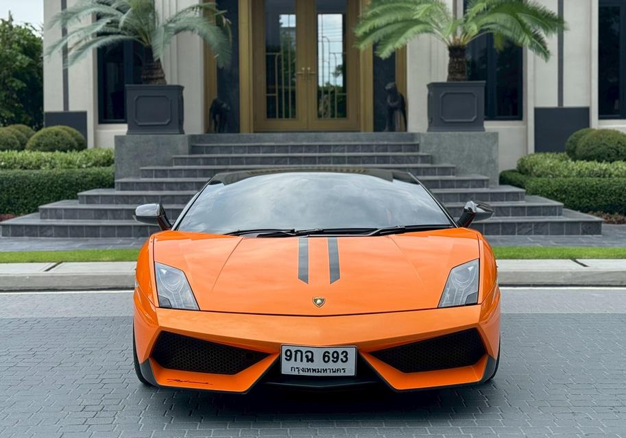 Lamborghini 570-4 performante รูปที่ 2