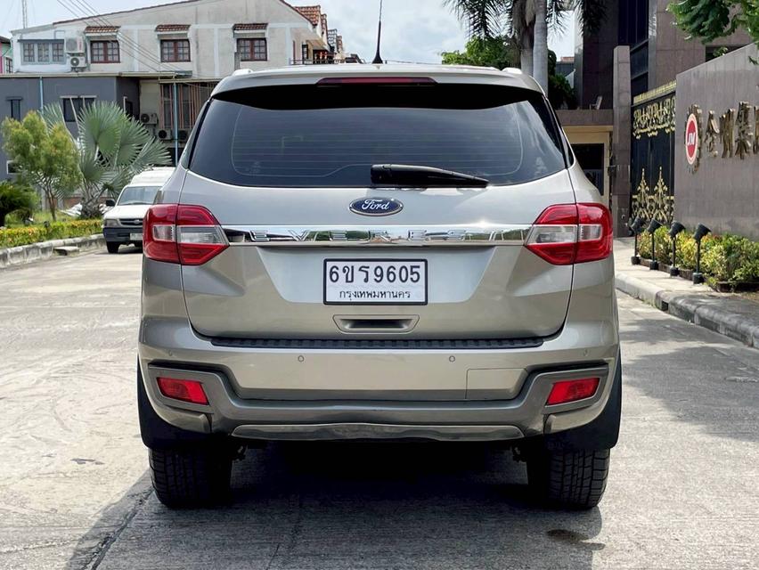 FORD EVEREST 2.2 TITANIUM ปี 2016