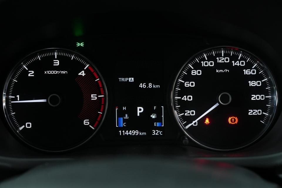 2016 Mitsubishi Pajero Sport 2.4 GT 2WD สีขาว เลขไมล์ 114499 กม. 20