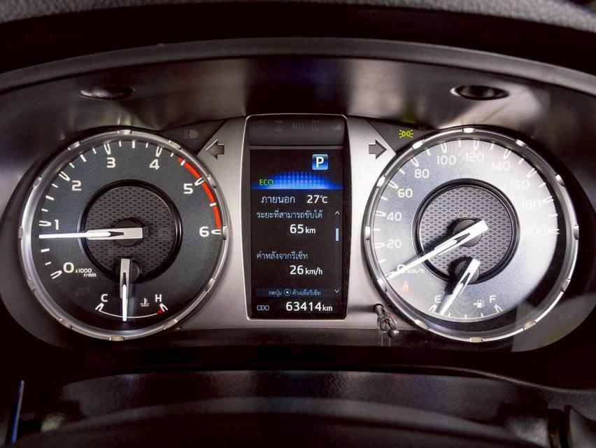 Toyota Hirux Revo 2.4 Mid Prerunner ปีจด 2023 15