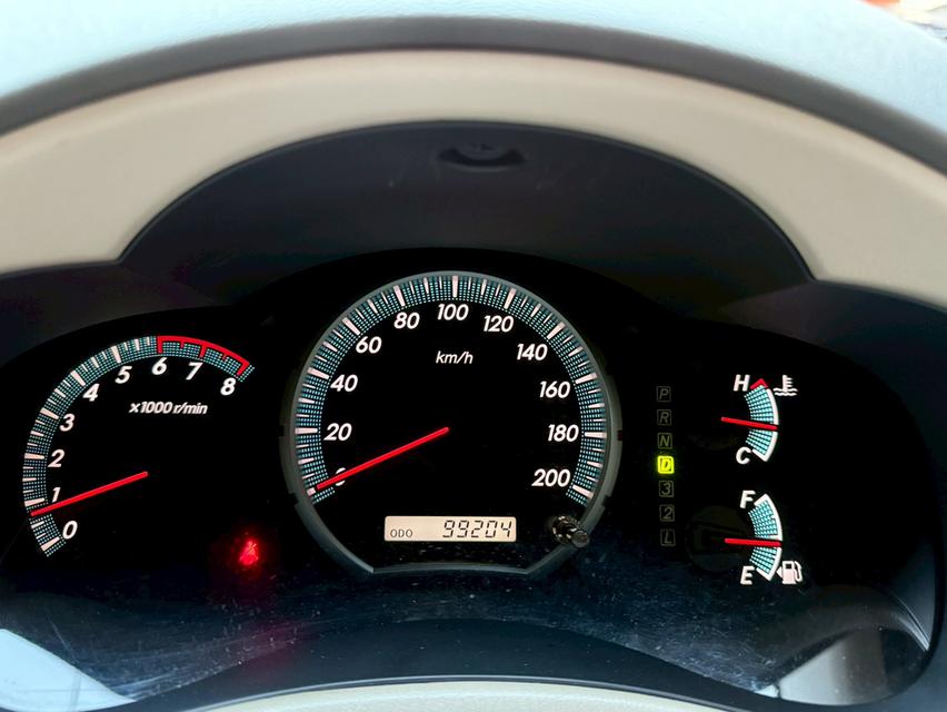 2012TOYOTA INNOVA 2.0 G 11