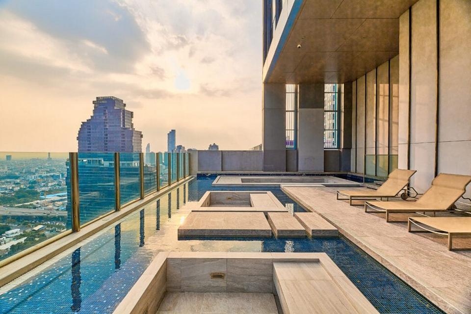 Luxury Condo The Diplomat Sathorn ติด BTS สุรศักดิ์ หน้าโครงการ 86 ตรม 3 นอน 2 น้ำ วิวโล่ง ตกแต่งครบ 8