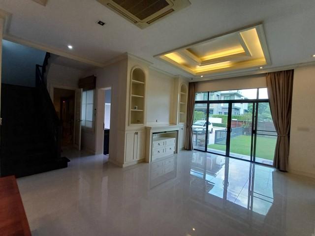 ให้เช่าบ้าน 3 ชั้นหลังมุม 5 นอน ย่านเลียบด่วน 128 ตรว. นาราสิริ ไฮด์อเวย์ Narasiri Hideaway โยธินพัฒนา3 ใกล้เลียบด่วน ใก 5