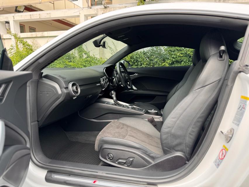 Audi TT Coupe 45 TFSI quattro S- รูปที่ 11