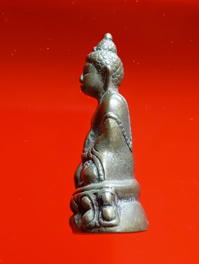 พระกรี่ง วัดสุทัศน์