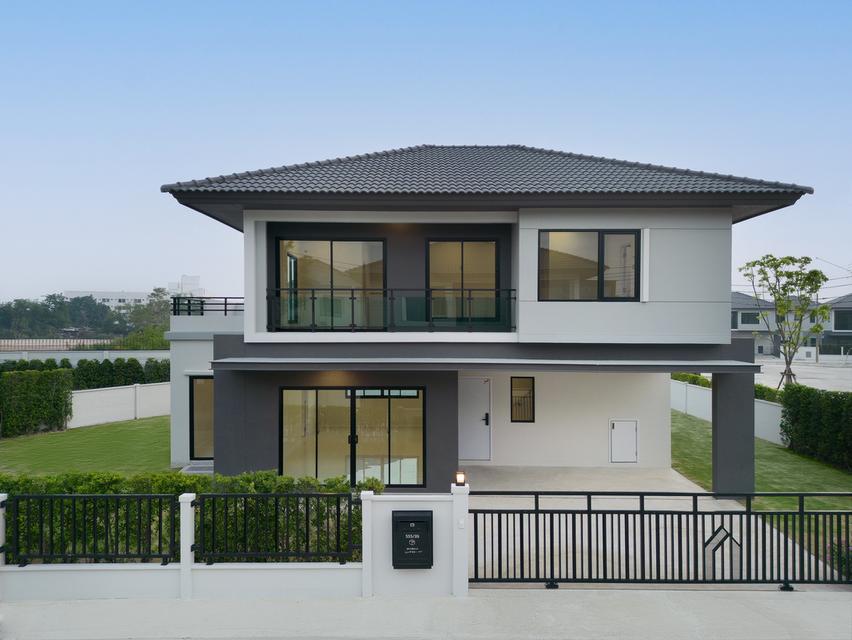 CAMBRIDGE 205 Sqm บ้านเดี่ยว 2 ชั้น 4 ห้องนอน 5 ห้องน้ำ 2 ที่จอดรถ 1