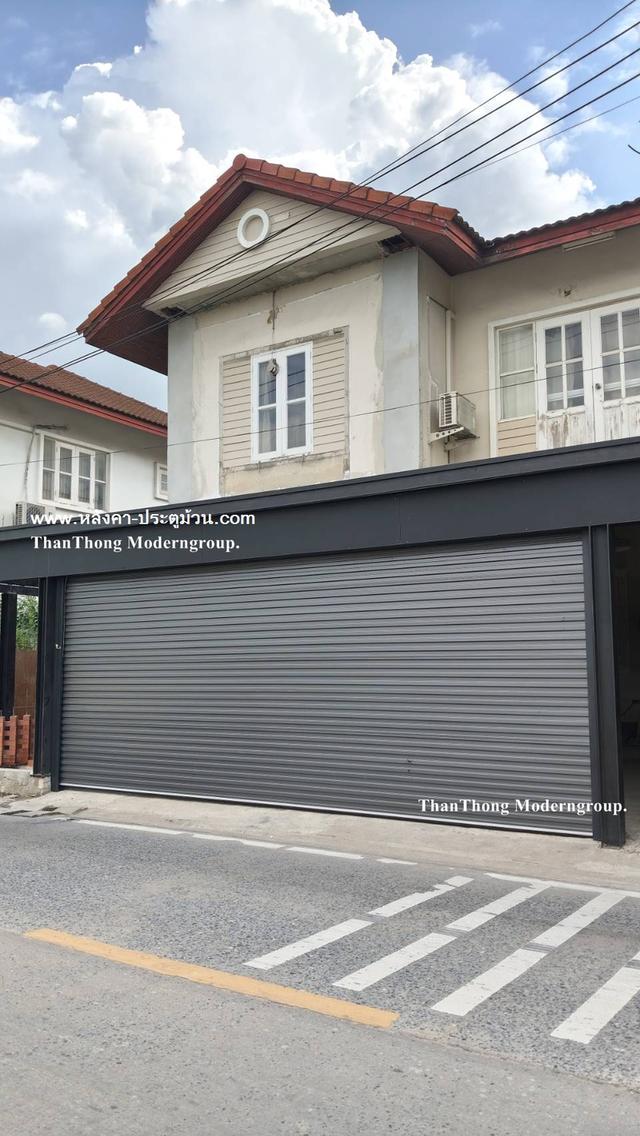 ไม่ใช่แค่ประตูม้วน แต่เป็น "งานศิลปะ" ที่ช่วยเพิ่มมูลค่าและยกระดับความสวยงามให้บ้านของคุณ รูปที่ 5