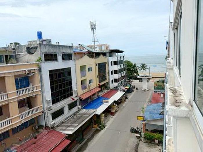 ขายอาคารพาณิชย์พัทยา หาดจอมเทียน 2 คูหา พร้อมห้องพัก 11 ห้อง 8