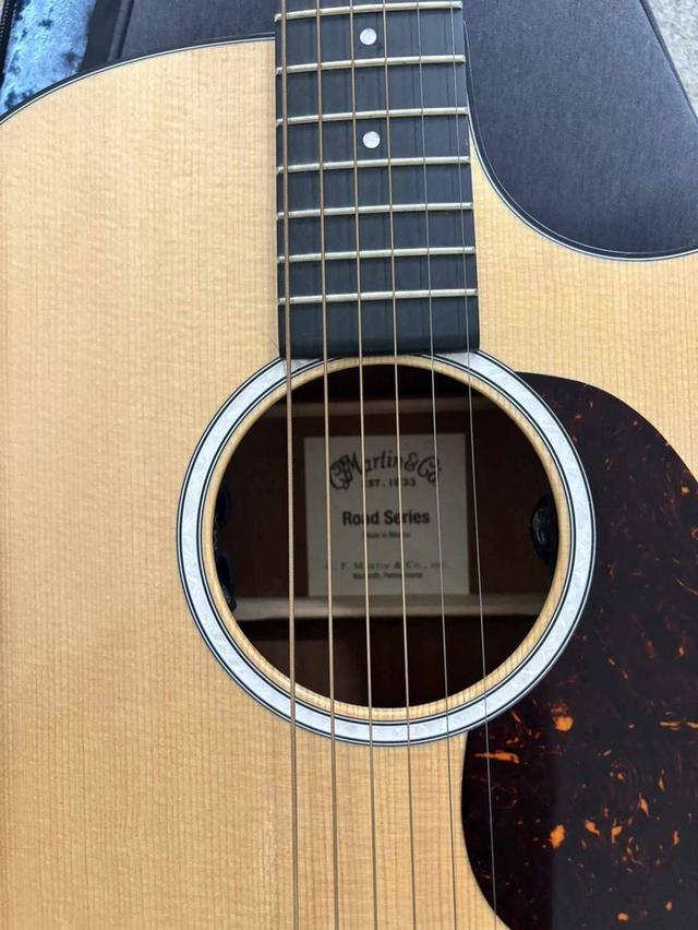 กีตาร์โปร่งไฟฟ้า Martin Gpe-11E พร้อมกระเป๋า 4