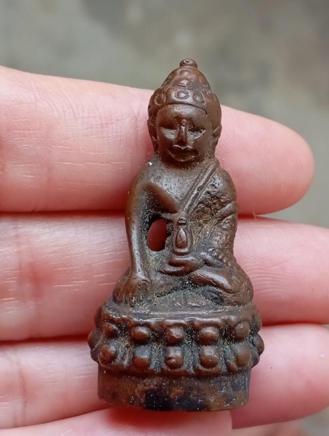 พระกริ่งเปาวเรศ วัดบวร