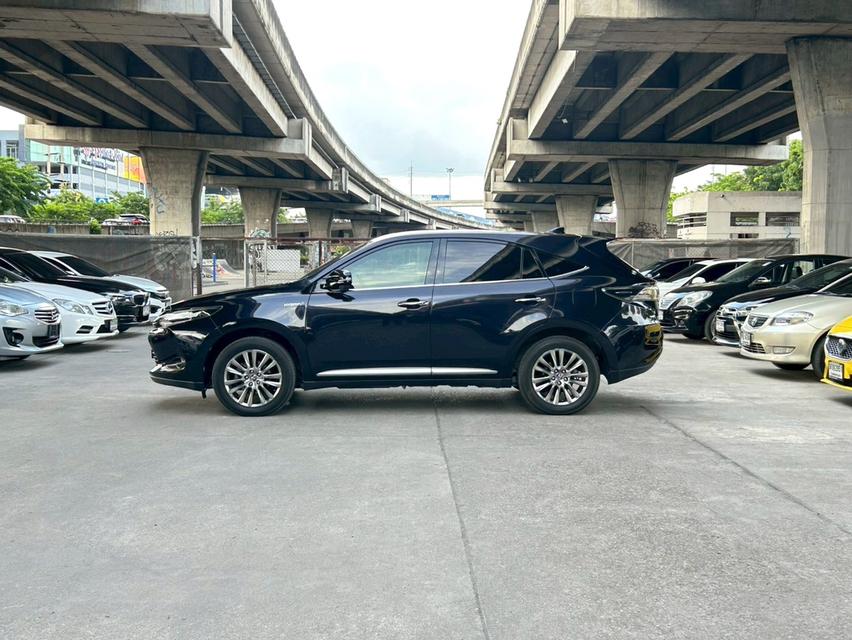 ขายรถ Toyota Harrier 2.5L Hybrid ปี 2015 สีม่วง เกียร์ออโต้ 7