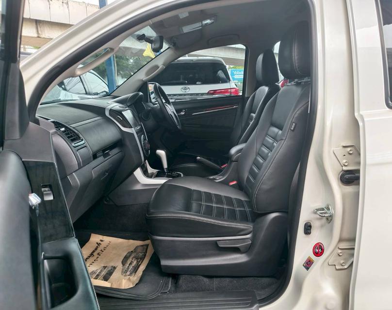 Isuzu MU-X 3.0The Onyx ปี19 13