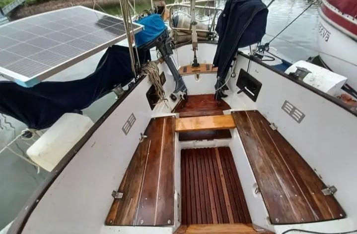 Sailing Boat Bistrom 31 3