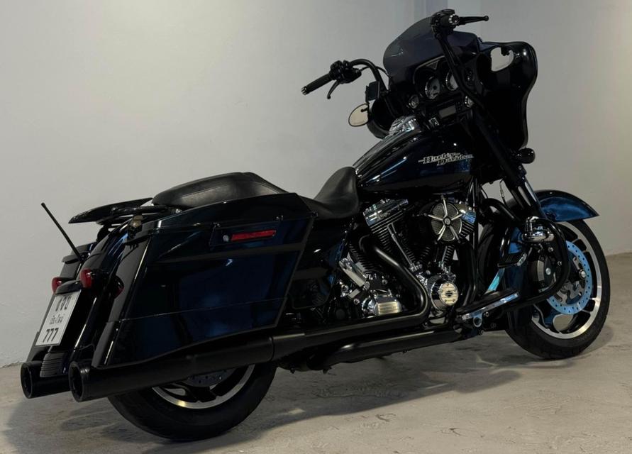 ขายด่วน Harley Davidson Street Glide ของแต่งครบ 5