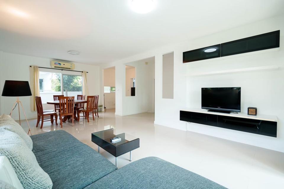 🏡✨ ให้เช่าบ้านเดี่ยวสองชั้นในโครงการ พรั่งพร้อมคลับเฮ้าส์–สระว่ายน้ำ และระบบรักษาความปลอดภัย 24 ชม. อยู่สบายอุ่นใจทุกวัน 14