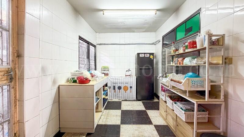 ทาวน์เฮ้าส์ พงษ์เพชร เคหะ แจ้งวัฒนะ 14 ใกล้รถไฟฟ้าสายสีชมพู 8