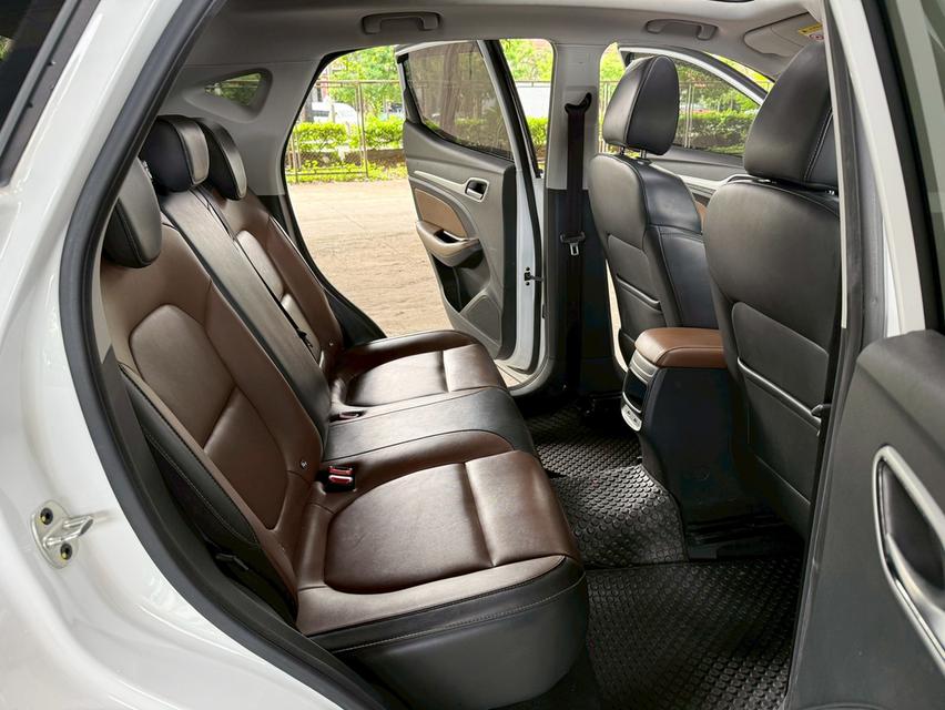 MG ZS 1.5 X+ Sunroof AT ปี 2021 18