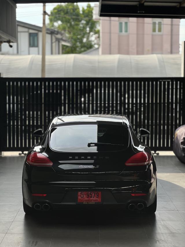 Porsche Panamera 3.0 Hybird 11
