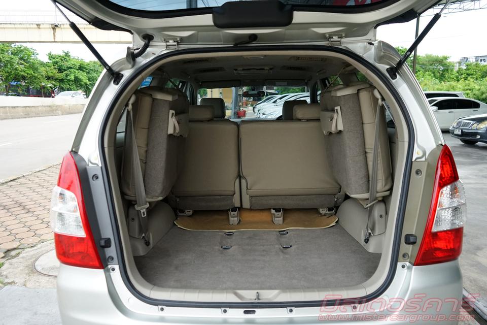 2012 TOYOTA INNOVA 2.0 G OPTION